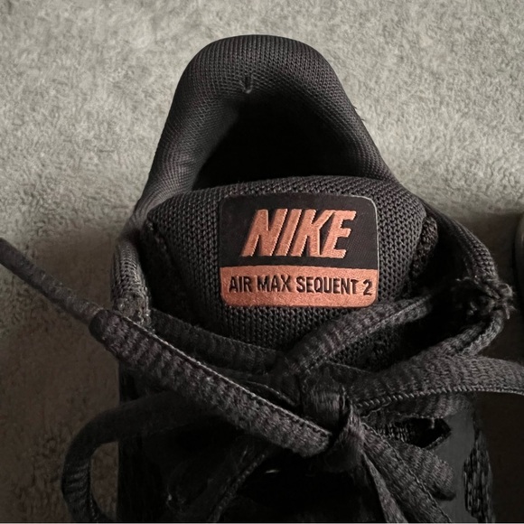 Nike Air Max Sequent 2 Athletic Sneaker Anthracite Black Metallic Red Bronze 6.5 - Picture 6 of 17